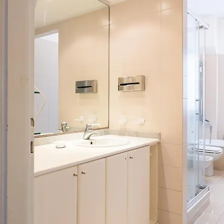 Splendido Trilocale Zara Ottavo Piano - Mirable Pm Apartment