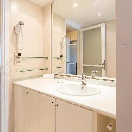 Apartment Splendido Trilocale Zara Ottavo Piano - Mirable Pm *
