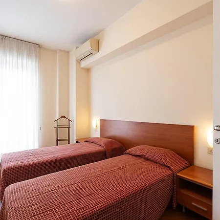 Splendido Trilocale Zara Ottavo Piano - Mirable Pm ミラノ